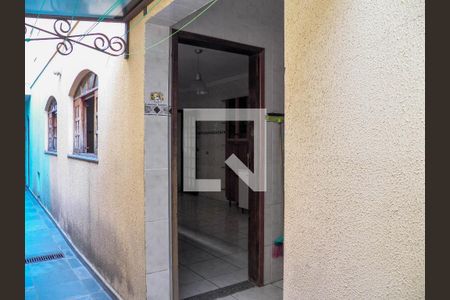 Casa à venda com 150m², 3 quartos e 5 vagas Casa à venda com 150m², 3 quartos e 5 vagasEntrada