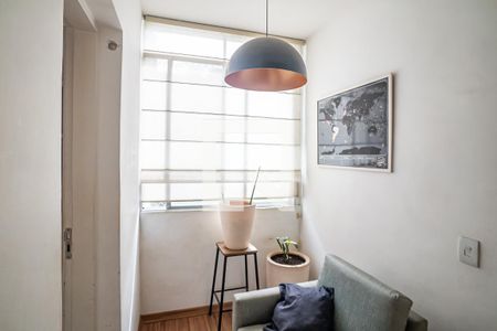 Apartamento à venda com 90m², 2 quartos e sem vagaSala