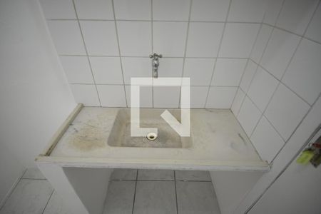Cozinha de kitnet/studio para alugar com 1 quarto, 24m² em Liberdade, São Paulo