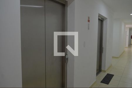 Apartamento para alugar com 37m², 2 quartos e sem vagaElevador
