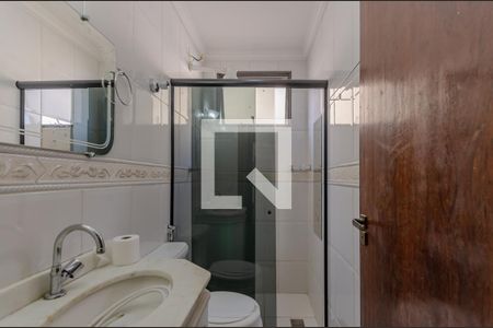 Banheiro Social de apartamento para alugar com 3 quartos, 72m² em Santa Amélia, Belo Horizonte
