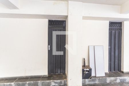 Apartamento à venda com 277m², 5 quartos e 2 vagas Apartamento à venda com 277m², 5 quartos e 2 vagasQuarto de Despejo