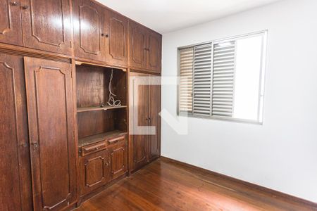 Apartamento à venda com 277m², 5 quartos e 2 vagas Apartamento à venda com 277m², 5 quartos e 2 vagasQuarto 4