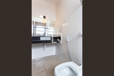Apartamento à venda com 277m², 5 quartos e 2 vagas Apartamento à venda com 277m², 5 quartos e 2 vagasBanheiro da Suíte