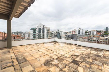 Apartamento à venda com 277m², 5 quartos e 2 vagas Apartamento à venda com 277m², 5 quartos e 2 vagasCobertura