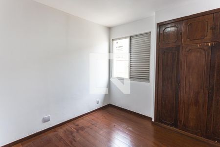 Apartamento à venda com 277m², 5 quartos e 2 vagas Apartamento à venda com 277m², 5 quartos e 2 vagasQuarto 3