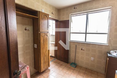 Apartamento à venda com 277m², 5 quartos e 2 vagas Apartamento à venda com 277m², 5 quartos e 2 vagasCozinha