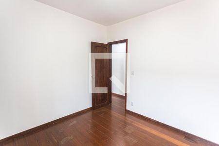 Apartamento à venda com 277m², 5 quartos e 2 vagas Apartamento à venda com 277m², 5 quartos e 2 vagasQuarto 3