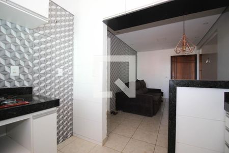 Cozinha e Área de Serviço de apartamento para alugar com 2 quartos, 48m² em Setor Habitacional Vicente Pires, Brasília