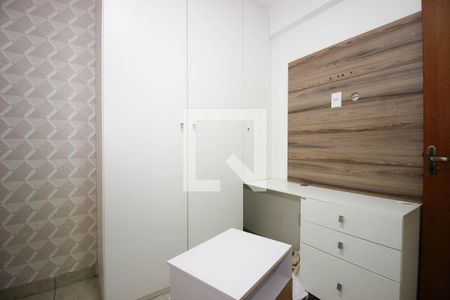 Quarto 1 de apartamento para alugar com 2 quartos, 48m² em Setor Habitacional Vicente Pires, Brasília