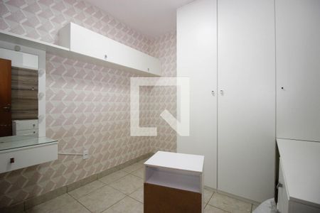 Quarto 1 de apartamento para alugar com 2 quartos, 48m² em Setor Habitacional Vicente Pires, Brasília