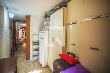 Casa à venda com 176m², 3 quartos e 2 vagasCorredor