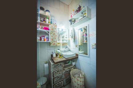 Casa à venda com 176m², 3 quartos e 2 vagasBanheiro Suíte