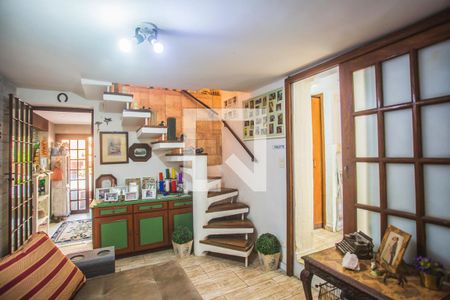 Casa à venda com 176m², 3 quartos e 2 vagasSala