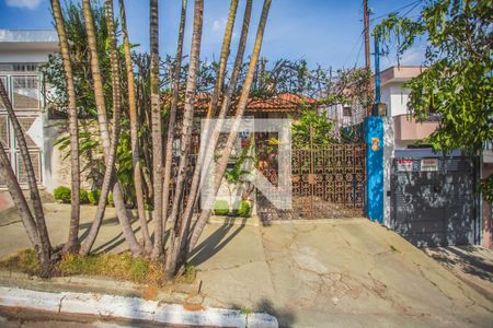 Casa à venda com 176m², 3 quartos e 2 vagasFachada