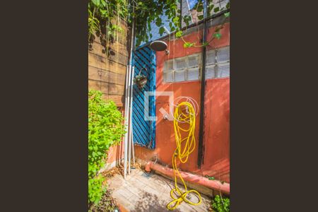 Casa à venda com 176m², 3 quartos e 2 vagasPiscina / Ducha