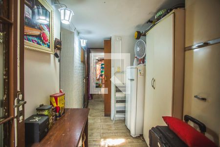 Casa à venda com 176m², 3 quartos e 2 vagasCorredor