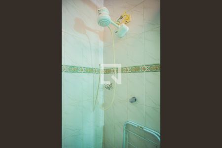 Casa à venda com 176m², 3 quartos e 2 vagasBanheiro 2