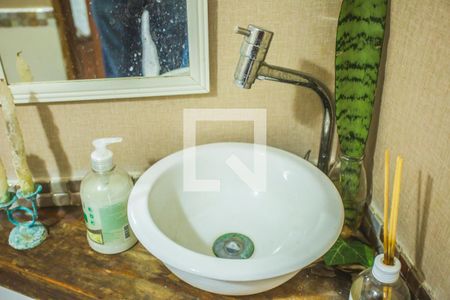 Casa à venda com 176m², 3 quartos e 2 vagasLavabo