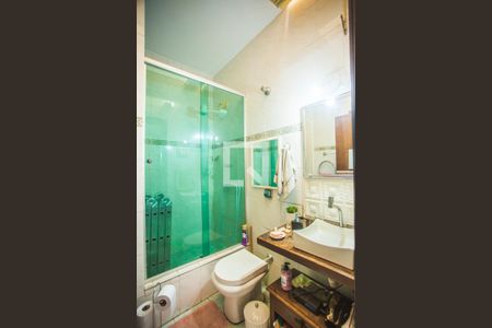 Casa à venda com 176m², 3 quartos e 2 vagasBanheiro 2