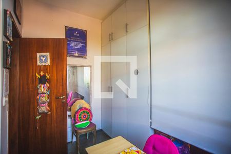 Casa à venda com 176m², 3 quartos e 2 vagasQuarto 2