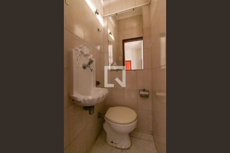 Apartamento para alugar com 120m², 3 quartos e sem vaga Apartamento para alugar com 120m², 3 quartos e sem vagaBanheiro