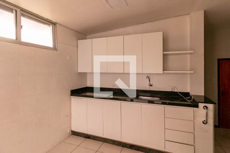 Apartamento para alugar com 120m², 3 quartos e sem vaga Apartamento para alugar com 120m², 3 quartos e sem vagaCozinha