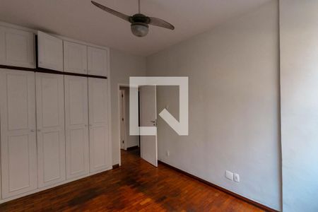 Quarto de apartamento para alugar com 3 quartos, 120m² em Barro Preto, Belo Horizonte
