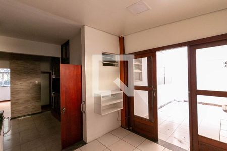 Cozinha de apartamento para alugar com 3 quartos, 120m² em Barro Preto, Belo Horizonte