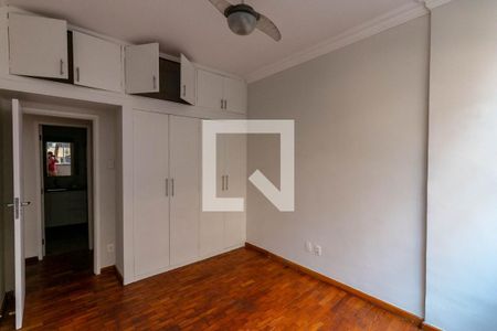 Apartamento para alugar com 120m², 3 quartos e sem vaga Apartamento para alugar com 120m², 3 quartos e sem vagaQuarto