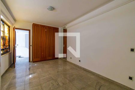 Apartamento à venda com 180m², 3 quartos e 2 vagasQuarto 2