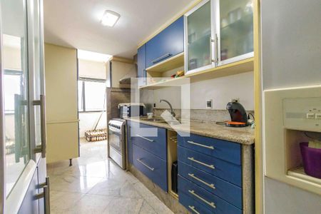 Apartamento à venda com 180m², 3 quartos e 2 vagasCozinha