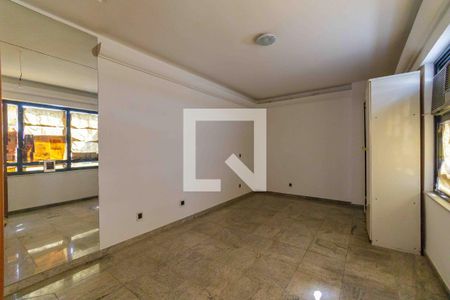 Apartamento à venda com 180m², 3 quartos e 2 vagasQuarto 2