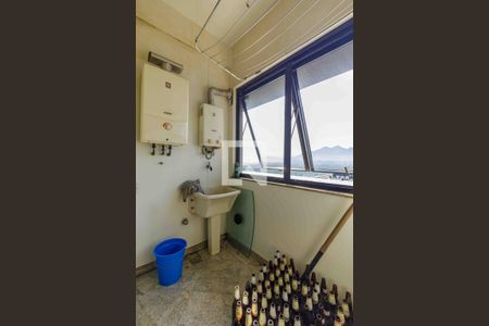 Apartamento à venda com 180m², 3 quartos e 2 vagasÁrea de Serviço