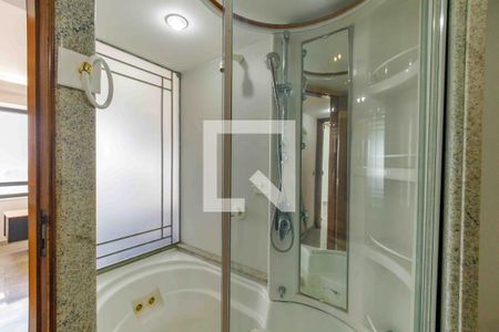 Apartamento à venda com 180m², 3 quartos e 2 vagasBanheiro da Suíte