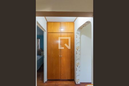 Apartamento à venda com 62m², 2 quartos e 1 vaga Apartamento à venda com 62m², 2 quartos e 1 vagaCorredor - Armário