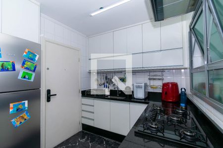Apartamento à venda com 107m², 3 quartos e 2 vagasCozinha