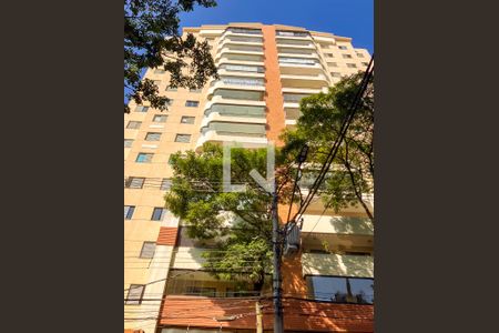 Apartamento à venda com 107m², 3 quartos e 2 vagasFachada