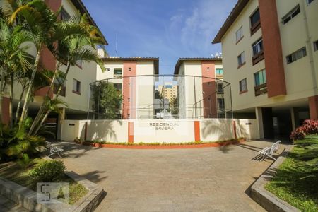 Apartamento à venda com 74m², 3 quartos e 1 vaga Apartamento à venda com 74m², 3 quartos e 1 vagaÁrea Comum