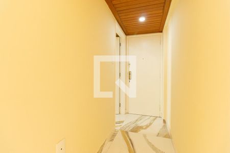 Apartamento para alugar com 74m², 2 quartos e 1 vagaEntrada do apartamento