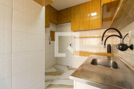 Apartamento para alugar com 74m², 2 quartos e 1 vagaCozinha 