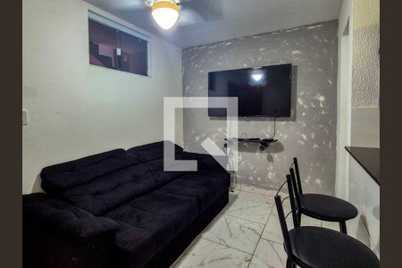 Sala de apartamento para alugar com 1 quarto, 50m² em Recreio dos Bandeirantes, Rio de Janeiro