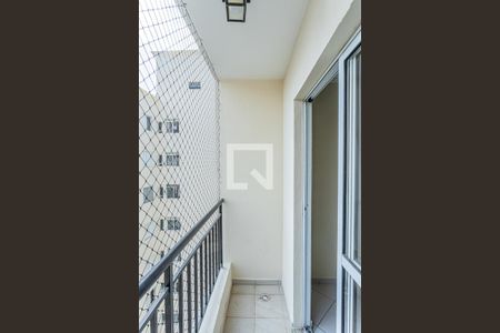 Varanda da sala de apartamento para alugar com 3 quartos, 69m² em Vila dos Remedios, São Paulo