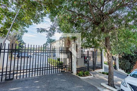 Apartamento para alugar com 69m², 3 quartos e 1 vagaFachada