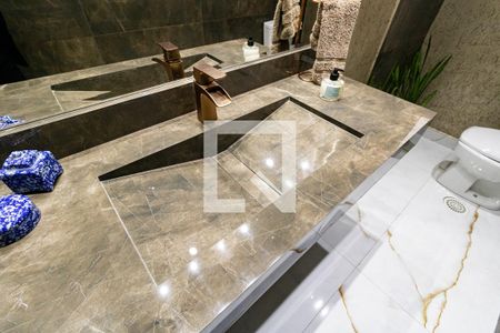 Casa para alugar com 450m², 5 quartos e 4 vagasLavabo