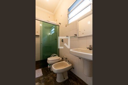 Casa para alugar com 450m², 5 quartos e 4 vagasBanheiro da Suíte 3