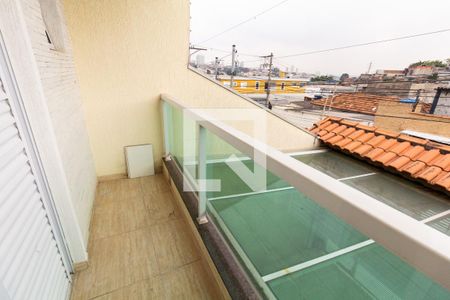 Casa à venda com 96m², 3 quartos e 2 vagasVaranda