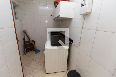 Casa à venda com 96m², 3 quartos e 2 vagasÁrea de Serviço