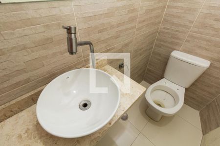 Casa à venda com 96m², 3 quartos e 2 vagasBanheiro 3