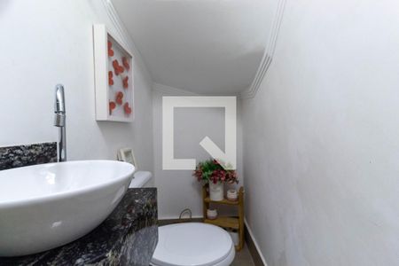 Casa à venda com 137m², 2 quartos e 2 vagas Casa à venda com 137m², 2 quartos e 2 vagasLavabo